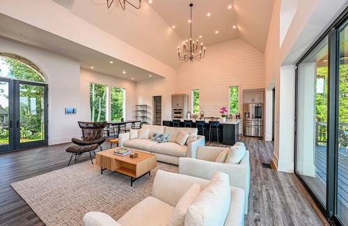 Glenville House | Brand New Construction! Incredible Long Range Views!