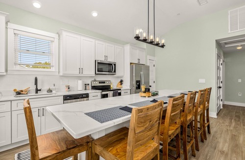 Corolla Village Condo | Brand-New Luxury Condo, Steps to the Beach and Heated Neighborhood Pool!