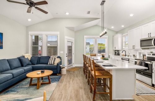 Corolla Village Condo | Brand-New Luxury Condo, Steps to the Beach and Heated Neighborhood Pool!