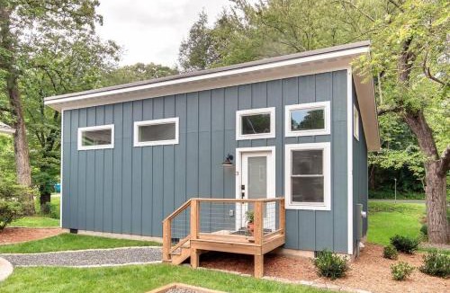 Oakley House | Brand New Modern Asheville Escape