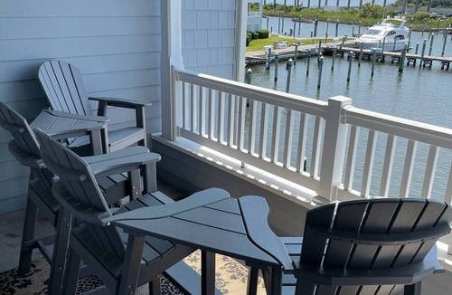 Manteo Condo | Brand New Totally Renovated Marina Front Condo in Pirates Cove.