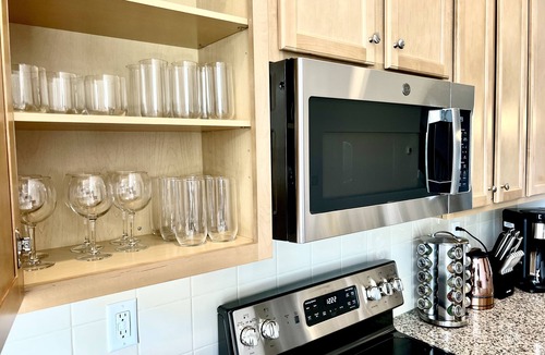 Charlotte House | Brand new townhouse with Charlotte city view