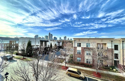 Charlotte House | Brand new townhouse with Charlotte city view