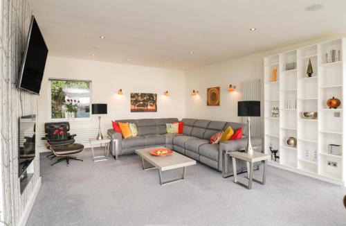 Bowness-on-Windermere House | Brantlea