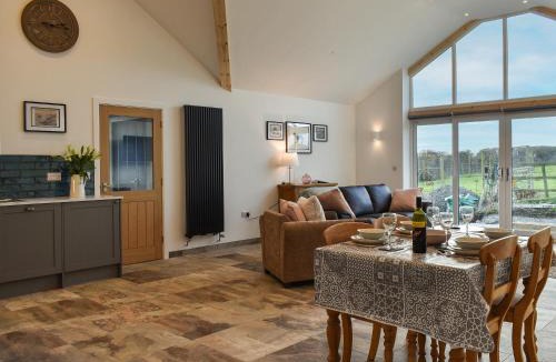 Llanfachraeth House | Branwen