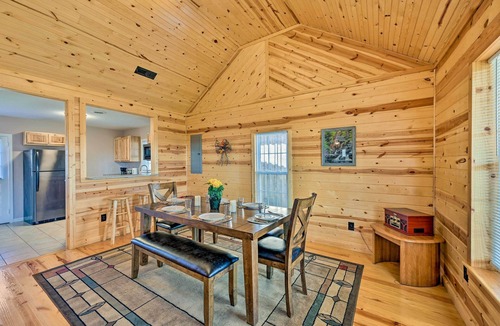 Elkin House | Breathtaking Elkin Getaway w/Vineyard Views!