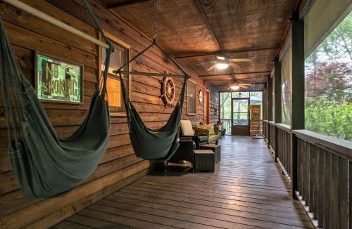 Unaka House | Breathtaking Wooden Cabin with Hot-tub in Murphy, North Carolina