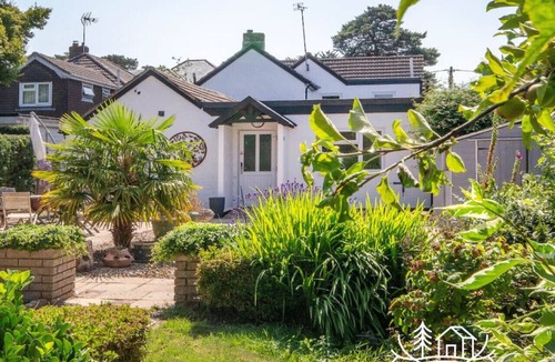 Dibden Purlieu Apartment | Breeze Room 10 - Peaceful Single - New Forest