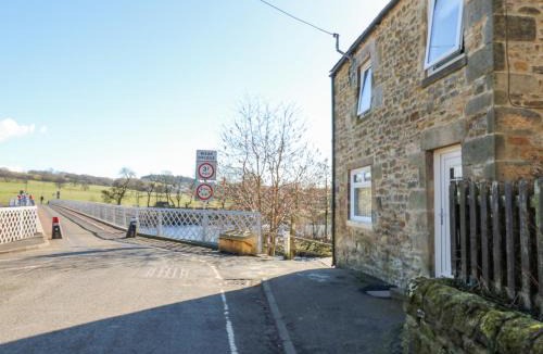 Wark House | Bridge End Cottage