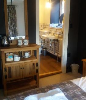 Bampton Bed & Breakfast | Bridge House