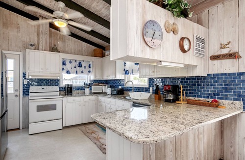 Oak Island House | Brigantine: Oceanfront House in West Beach