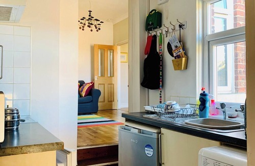 Newcastle-upon-Tyne Apartment | Bright 2-Bed Apartment with office in Newcastle