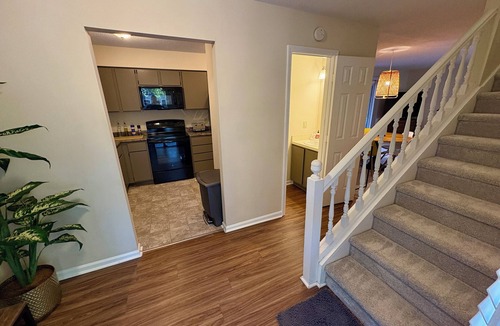 Chapel Hill House | Bright and quiet townhouse close to UNC & DUKE