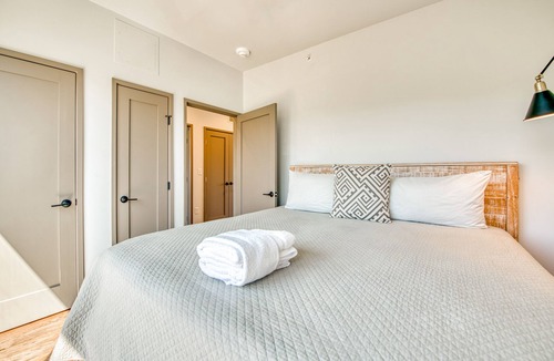 Historic Montford Apartment | Bright Asheville escape near downtown with WiFi, rooftop deck & balcony