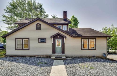 Brevard House | Bright Brevard Home Near Downtown and Trails
