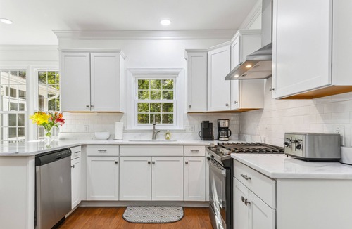 Clayton House | Bright Clayton Home with Screened Deck!
