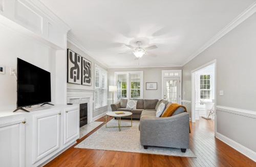 Clayton House | Bright Clayton Home with Screened Deck!