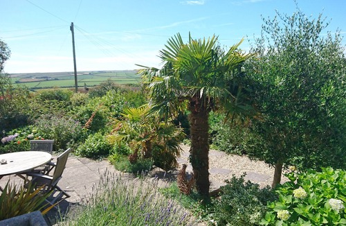 Thurlestone Apartment | Bright spacious 2 Bed Apartment in Thurlestone with Stunning views