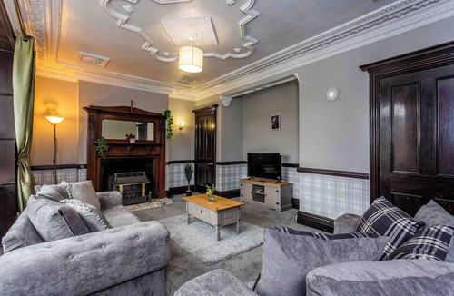 Haltwhistle House | Bright & Spacious 3 BR House in Haltwhistle