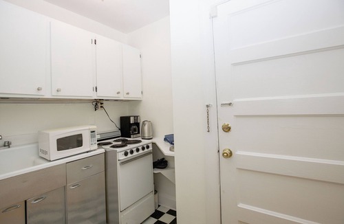 Downtown Condo | Broad Street 2 BR Apartment in the Heart of Downtown Southern Pines
