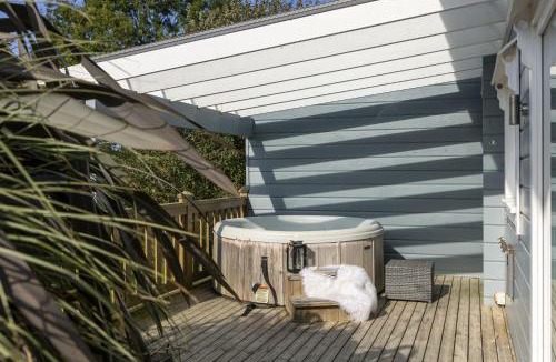 Braunton House | Broadpath, Great Field Lodges