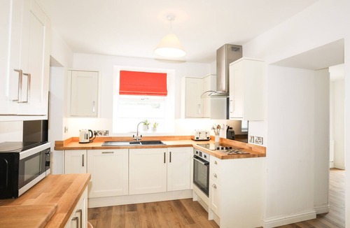 Llanrug Cottage | Bryn Afon Farm