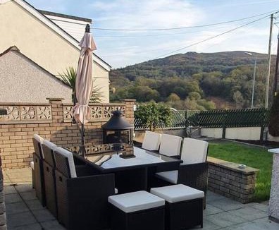 Bont Newydd House | Bryn Derwen