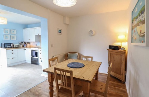 Benllech House | Bryn Eithin, Benllech