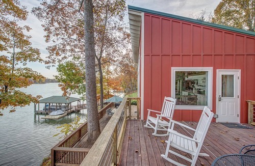 Belmont Cabin | Bubba's Cabin - Modern Rustic Lakefront Cabin