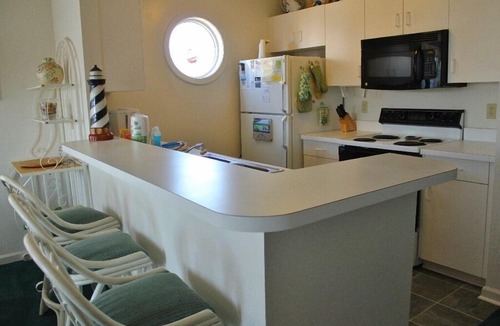 Manteo Apartment | Buccaneer Village 721 - Pet Friendly Get-Away!