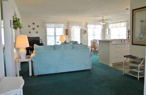 Manteo Apartment | Buccaneer Village 721 - Pet Friendly Get-Away!