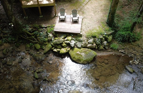 Robbinsville Cabin | Buffalo Creek Cabin | Hot Tub & Creekfront Escape