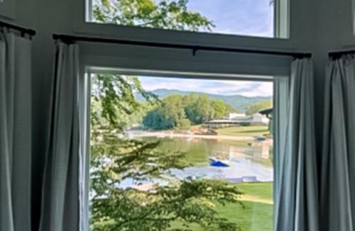 Lake Lure House | Buffalo Shoals Hideaway