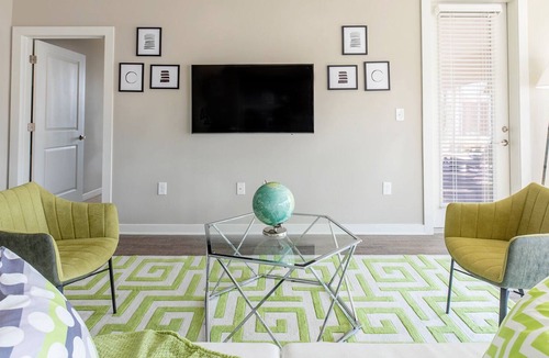 Downtown Apartment | ★Bull City Views★Downtown★ Warehouse District★
