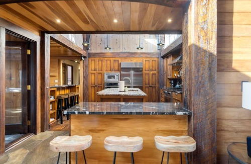 Cheshire House | Bullhead Mountain Lodge | Luxurious Black Mountain Home with Pool, Game room, and More!