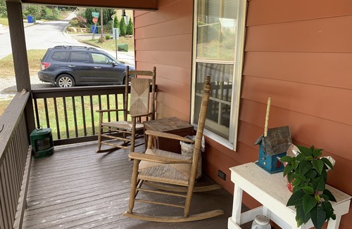 East End - Valley Street House | Bungalow in Downtown Asheville with Great Views of Downtown and Killer Sunsets