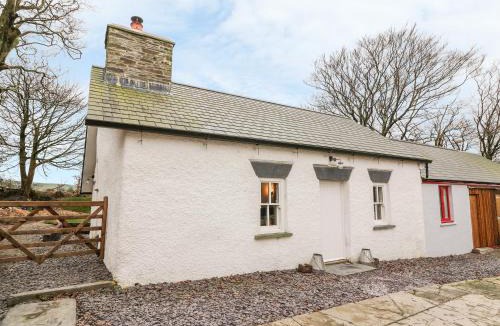 Boncath House | Bwthyn Lan