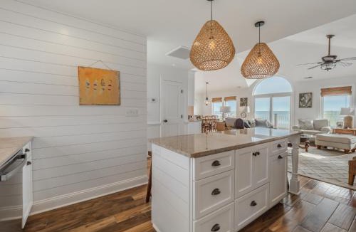 Topsail Beach House | C-Maid