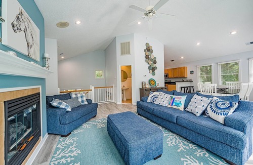 Corolla House | C8202 Casa Corolla. Pool/Hot Tub/Currituck Club Amenities, Golf Discounts