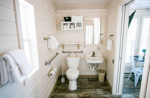 Steele Creek Cabin | Cabin ∙ 1 bedroom ∙ 2 guests