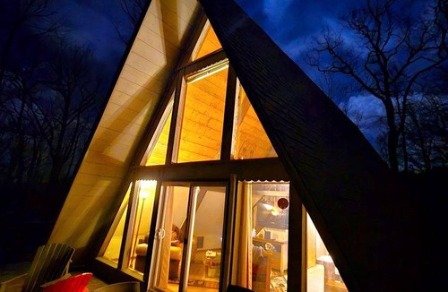 Burnsville Cabin | Cabin ∙ 1 bedroom ∙ 4 guests
