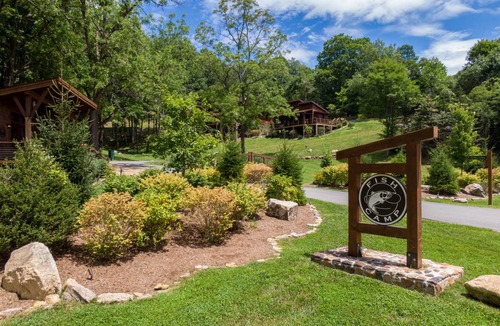 Banner Elk Cabin | Cabin ∙ 2 bedrooms ∙ 4 guests