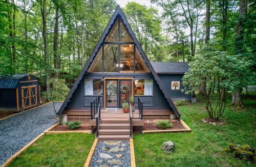 Charter Hills Cabin | Cabin ∙ 3 bedrooms ∙ 6 guests
