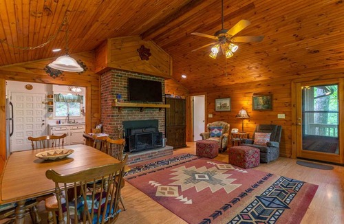 Todd Cabin | Cabin ∙ 3 bedrooms ∙ 6 guests