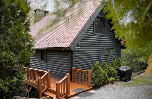 Alpendorf Cabin | Cabin ∙ 3 bedrooms ∙ 7 guests