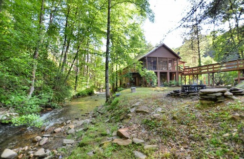 Whittier Cabin | Cabin ∙ 3 bedrooms ∙ 7 guests