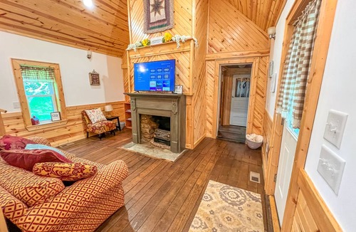 Jefferson Cottage | Cabin ∙ 3 bedrooms ∙ 7 guests