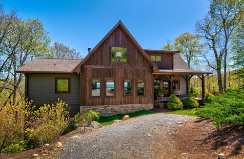 Blowing Rock Cabin | Cabin ∙ 4 bedrooms ∙ 8 guests