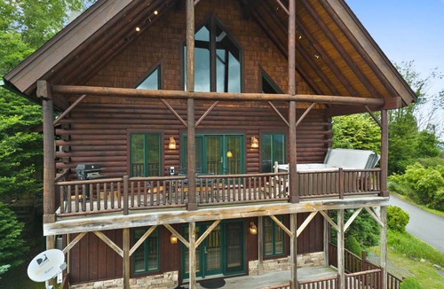 Seven Devils Cabin | Cabin ∙ 4 bedrooms ∙ 14 guests