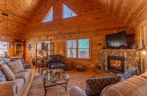 Todd Cabin | Cabin ∙ 4 bedrooms ∙ 10 guests